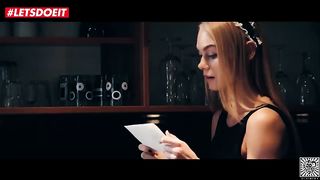 Пацан сделал девке с хвостиками кунилингус и оттрахал её в аккуратную вагину